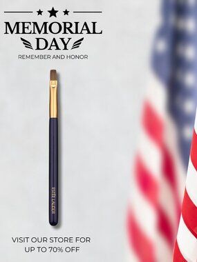 Estee Lauder Lip Brush 35 New. Authentic